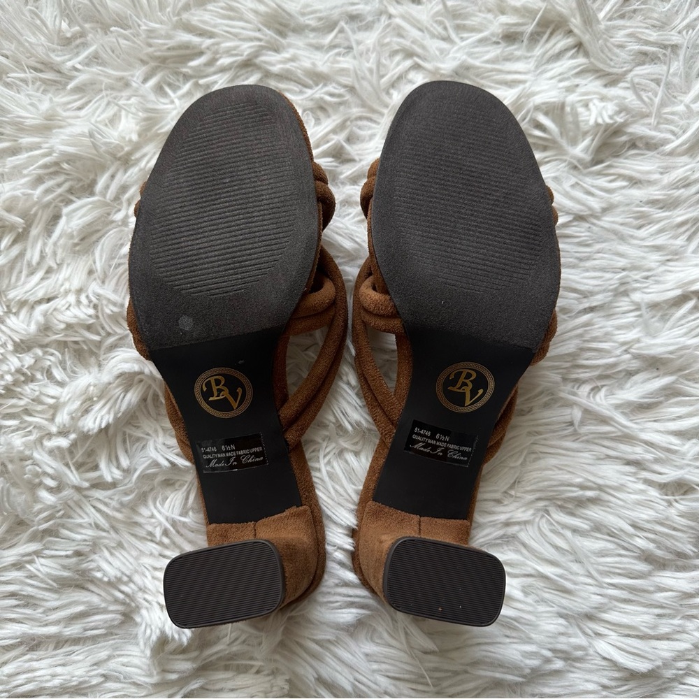 Bella Vita Carmen Heeled Slide Sandal Brown Suede New In Box Size 6.5 Narrow - Picture 6 of 7